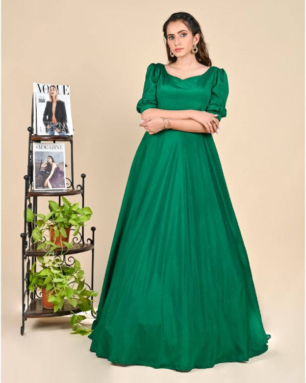 Rent Emerald Elegance – Diana Mahrach Couture