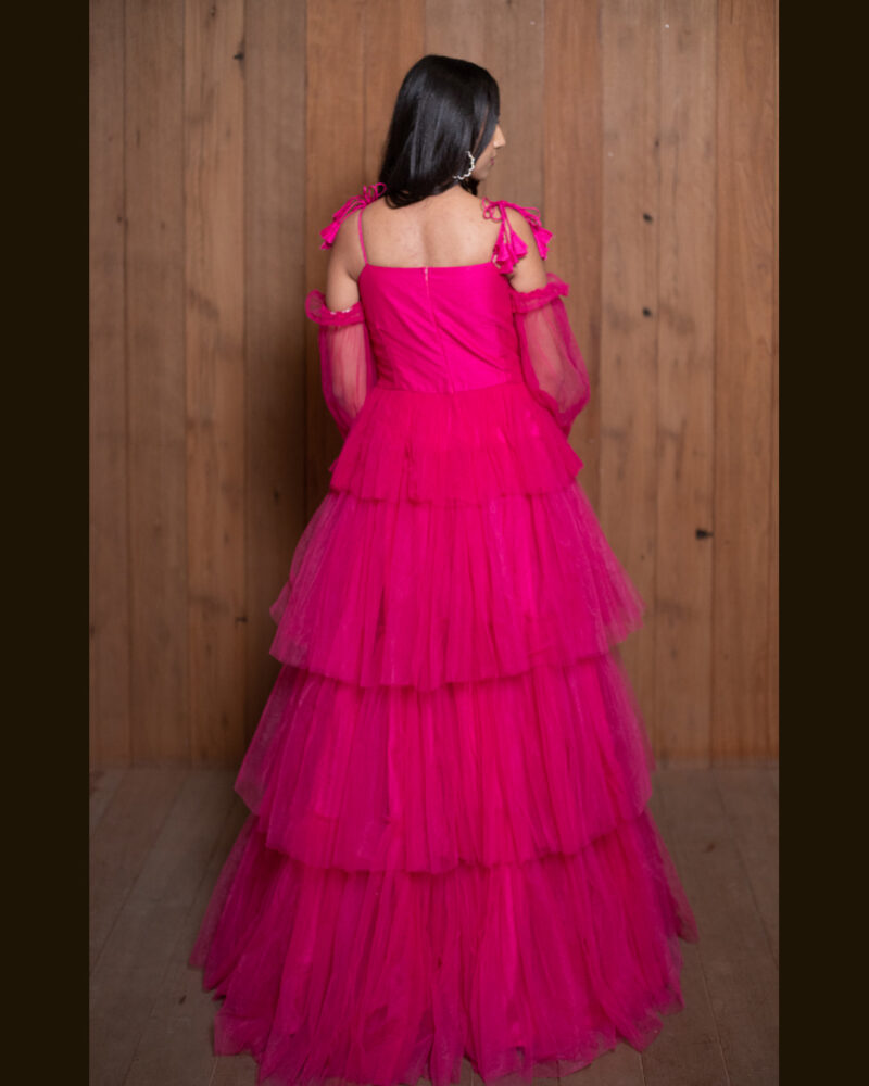 Ball Gown Jewel Long Sleeves Sweep/Brush Train Lace Tulle Dresses |  Vestidos de quinceañera rosas, Vestidos de quinceañera, Vestidos de noche  de manga larga